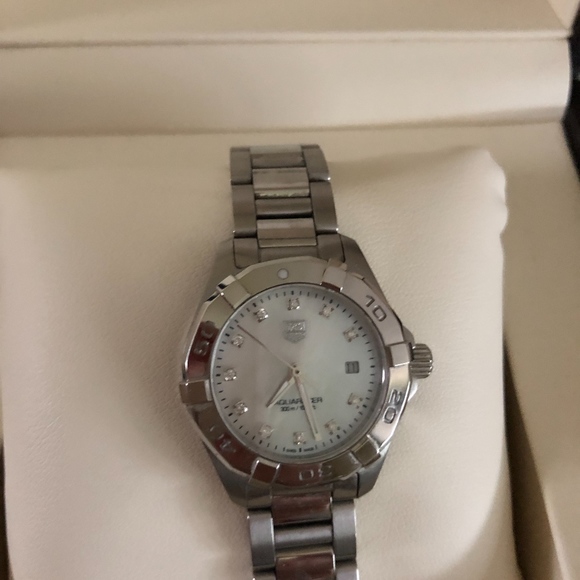 Authentic Tag Heuer Aquaracer MOP and Diamond Dial main image 2